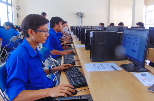 Hội thi tin học khối cán bộ, công chức trẻ lần thứ IV năm 2017
