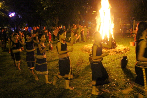 Hoạt động lửa trại