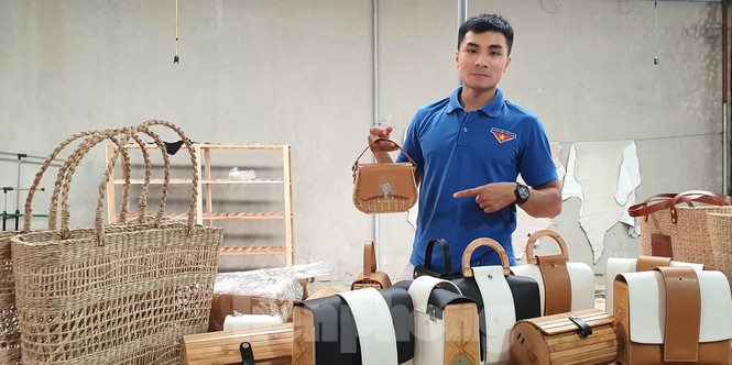 Thổi hồn quê vào túi xách truyền thống kết hợp chất da hiện đại - ảnh 1
